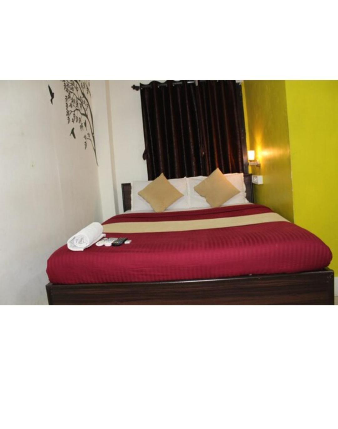 Hotel Saffron Inn 孟买 外观 照片