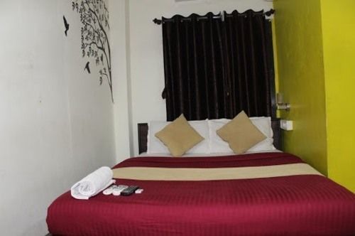 Hotel Saffron Inn 孟买 外观 照片